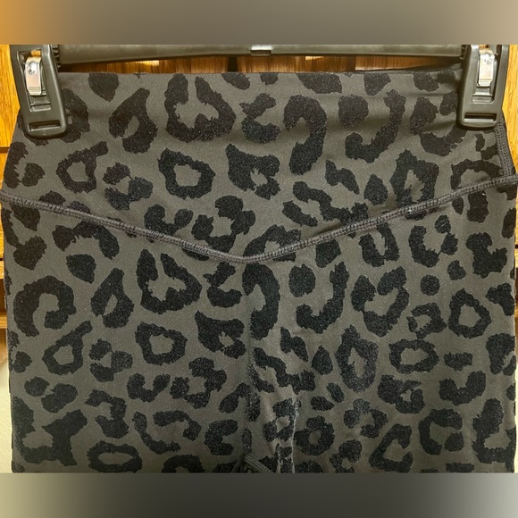 Balance Athletica Black Leopard Print Leggings EUC! - Picture 5 of 15